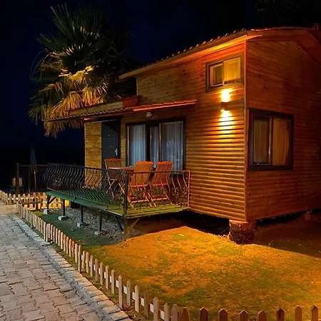 Lazoglu Campingplatz Guzelcamlı