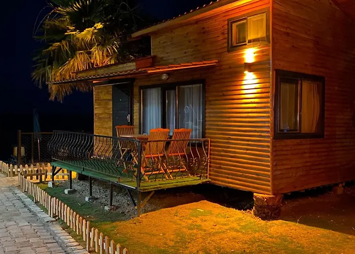 Lazoglu Camping Guzelcamlı